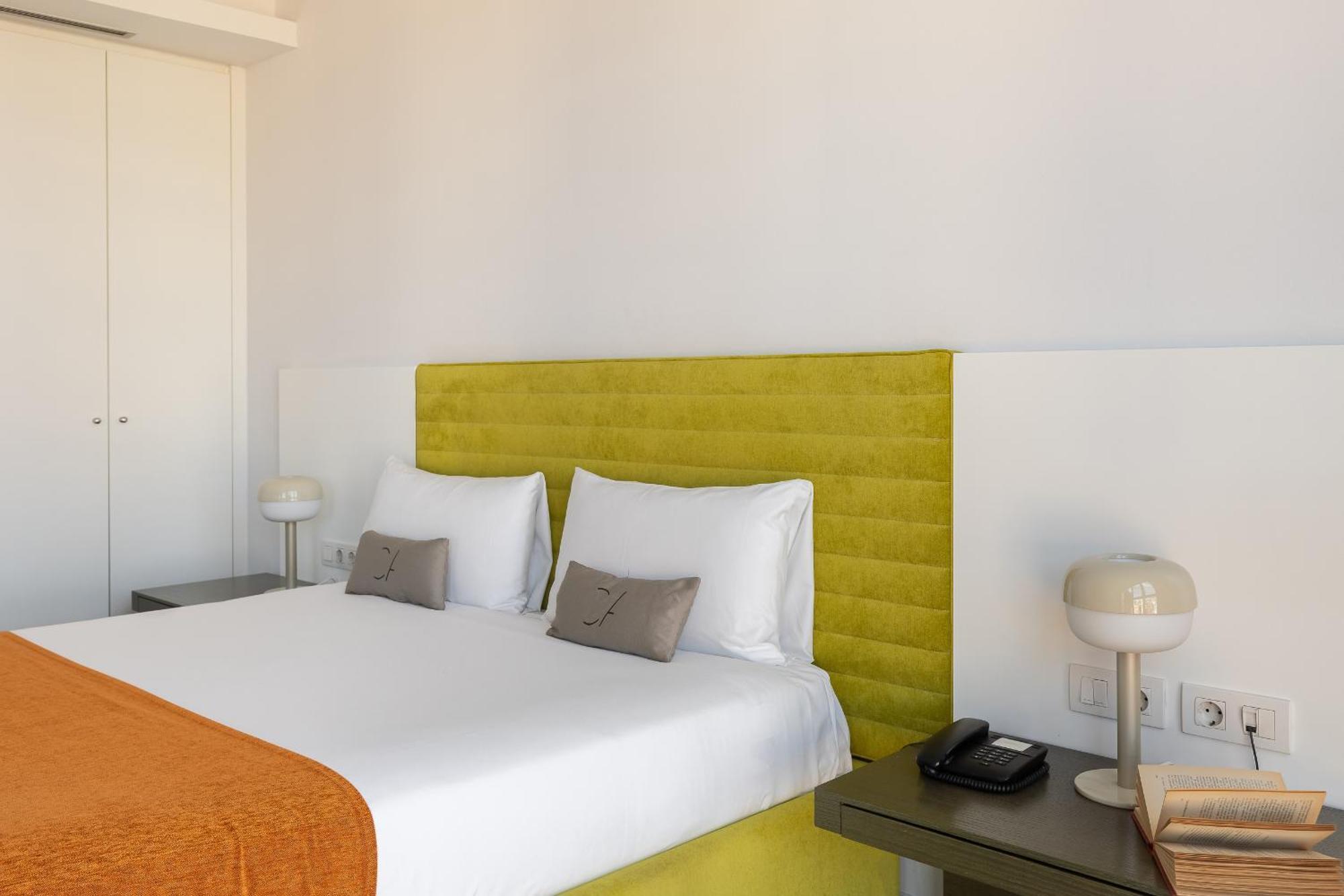 Cosmo Sants Apartment *