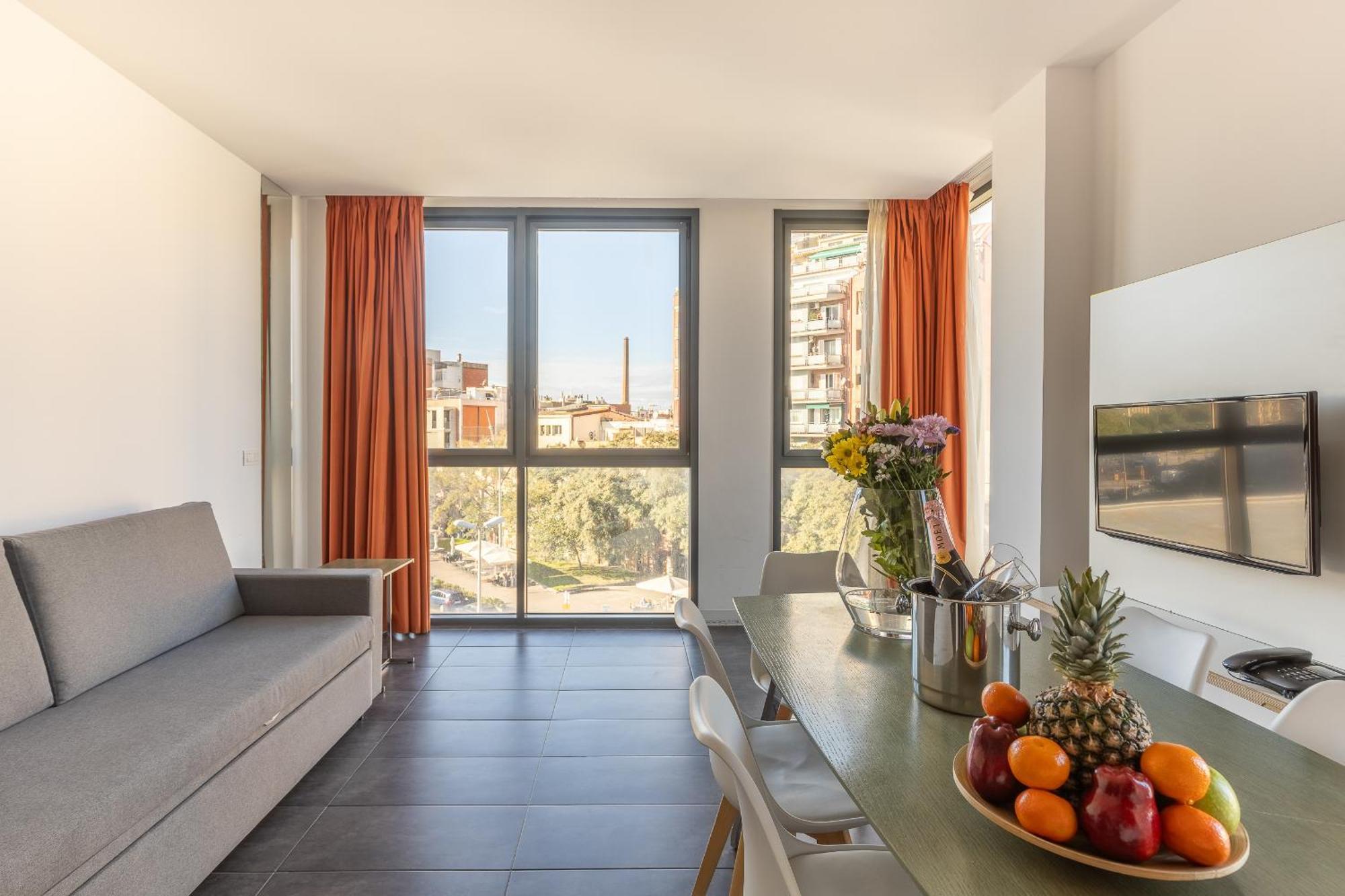 Cosmo Sants Apartment Barcelona